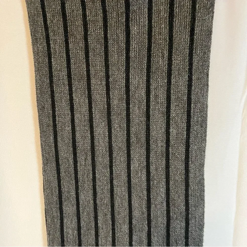 Nautica Men’s Winter Scarf Dark Gray with Black Stripes Warm Winter NWT